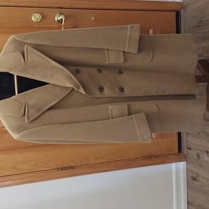 Mens double breasted Camel overcoat. Large